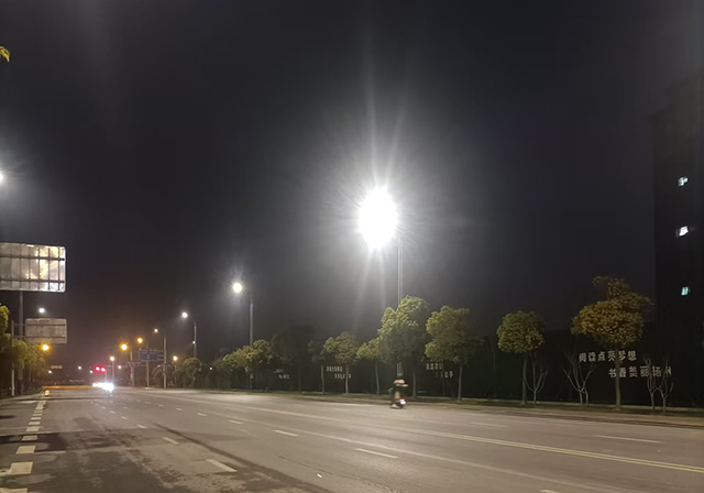 02.jpg